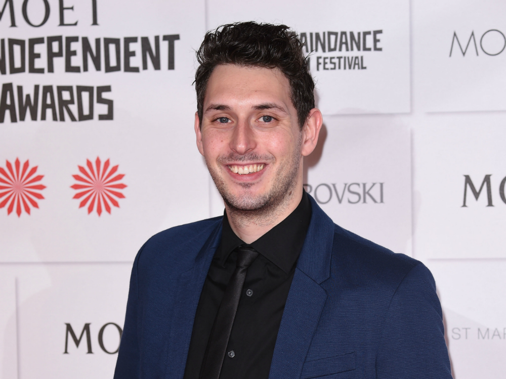 How tall is Blake Harrison?